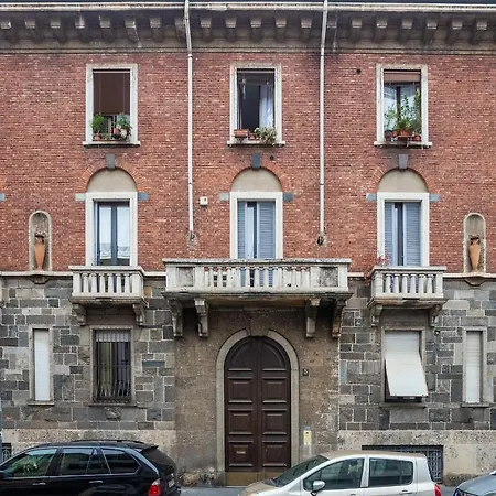 Apartment Cozy Loft - Zona Certosa - Con Wi-fi & Netflix & Parking Free In The Street