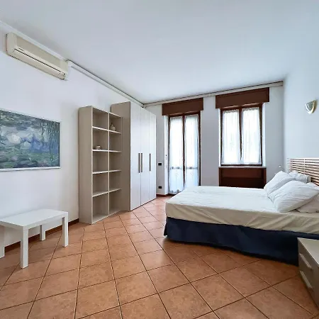 Apartment Amply Lit Harmony Via Brocchi Milan