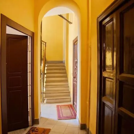 Glamour Liberty Sabotino38 Milán