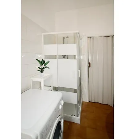 San Siro-duomo Wi-fi & Netflix מילאנו