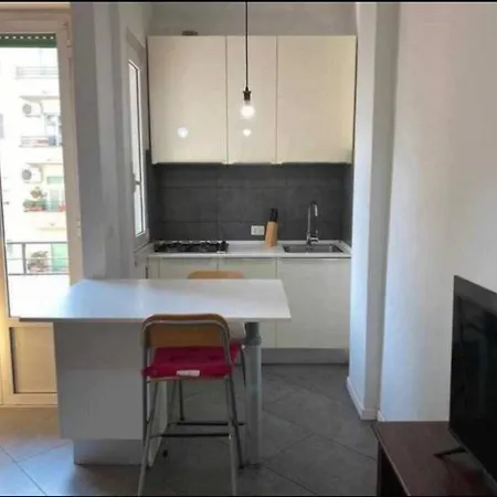 Cenisio Cozy Flat Milan