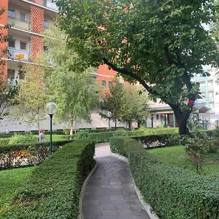 Cozy 1-room In Giambellino *