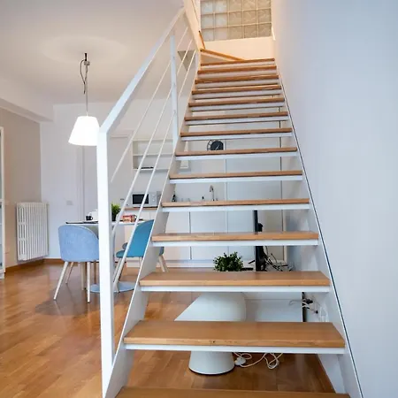 Apartmán Trilocale Zona Farini/isola