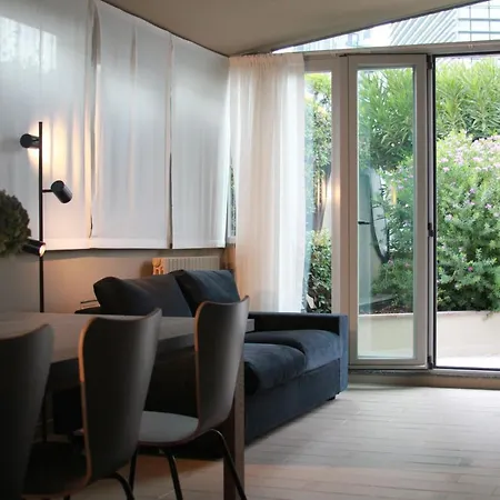 12 Apartamento Milán