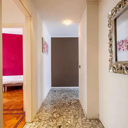 Apartment Spacious And Elegant House In Brera By Easylife Milan