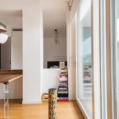 Apartment Bright Open Space Nearby Naviglio Pavese