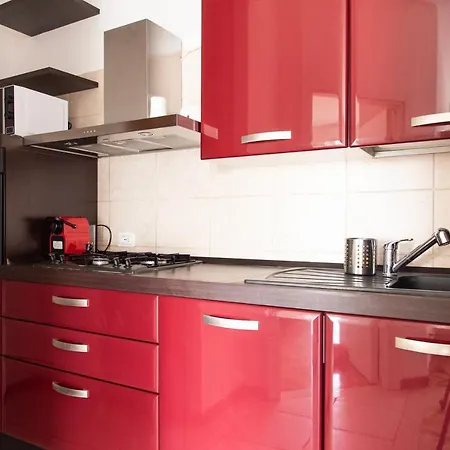 Youhosty - Buonarroti 15 *