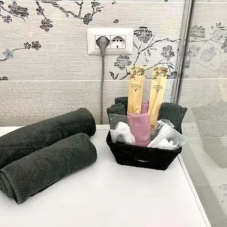Marghera - Fiera Netflix & Wifi 10 Min To Duomo *
