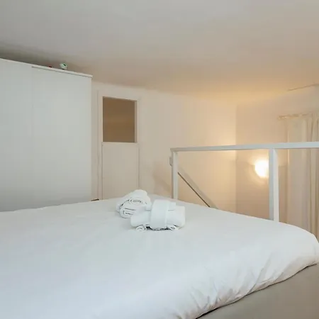 Appartamento Flat In Isola De Castillia 22 Milano