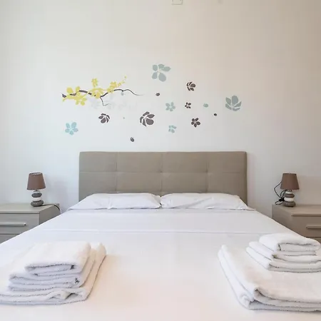 Big - Alcuino 7 Apartament Mediolan