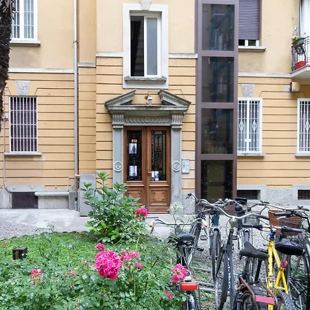 Apartment Citta' Studi Poggi 7 *