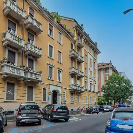 Apartment Citta' Studi Poggi 7 *