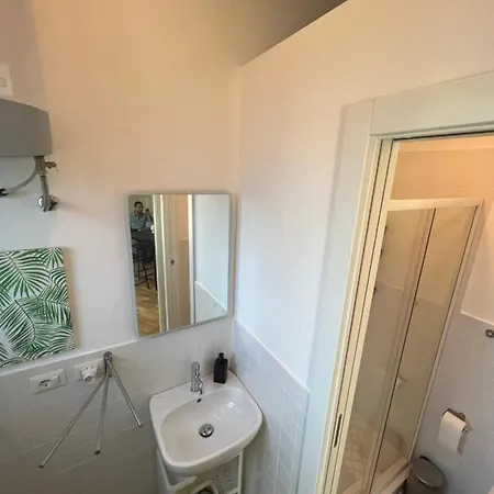 Nice And Comfy : Central Area Of דירה *