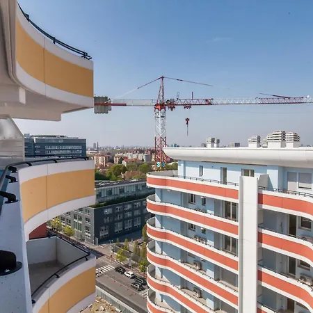 12° Piano Torre Diamante - 67 Daire