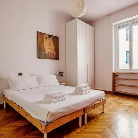 Apartment Spacious And Elegant House In Brera By Easylife