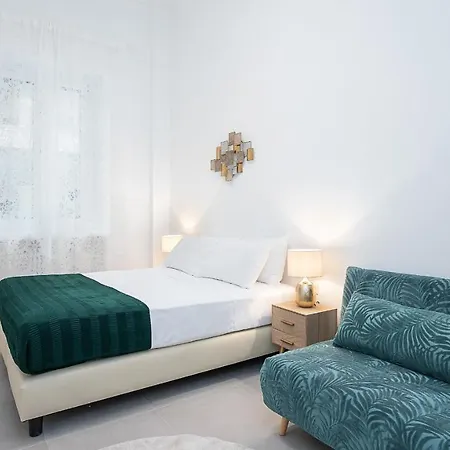 Classbnb - Due Moderni A 1km Dall'arco Della Pace Apartment
