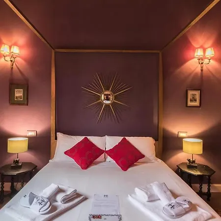 Italianway - Borgonuovo 12 * מילאנו