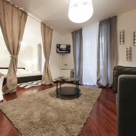 Italianway - Unione 8 * Milán
