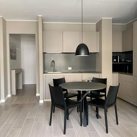 New High Quality In The Center Of Appartamento