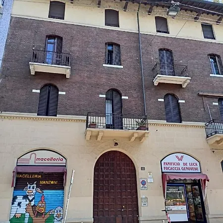Charming Design Into Navigli District Apartment