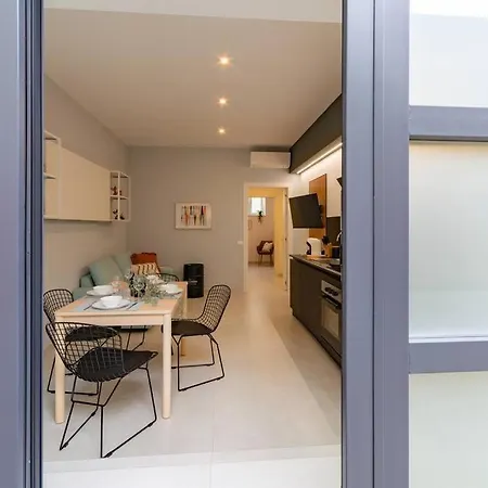 Champagne Loft Apartman *