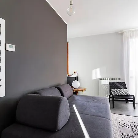 Apartamento Black & White Flat In Naviglio/ Porta Genova *
