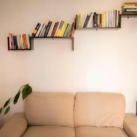 Apartment Ampio Bilocale In Zona Navigli/romolo *