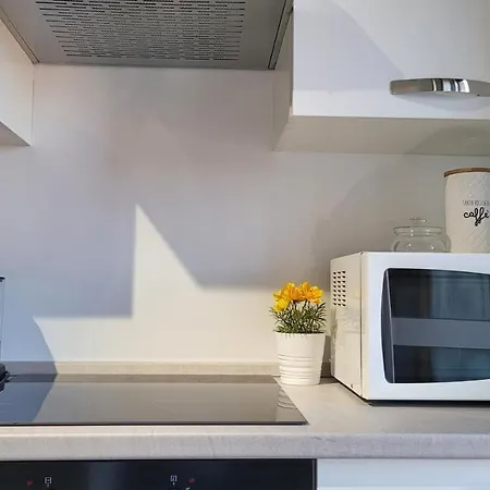 아파트 Rent - Stylish House Free Wifi-parking-airport 밀라노
