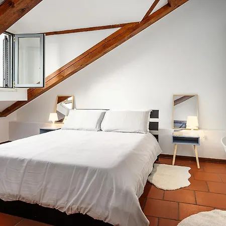 [duomo - Pt.romana - Bocconi] Floor