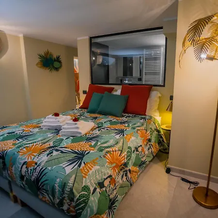 Experience - Jungle Apartment