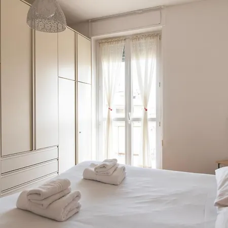 Youhosty - Buonarroti 15 Apartament Mediolan