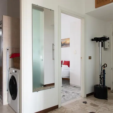 Youhosty - Buonarroti 15 *