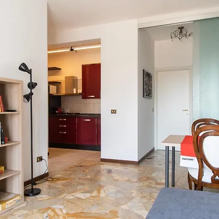 Youhosty - Buonarroti 15