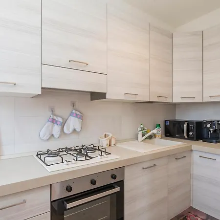 Big - Alcuino 7 * Милан