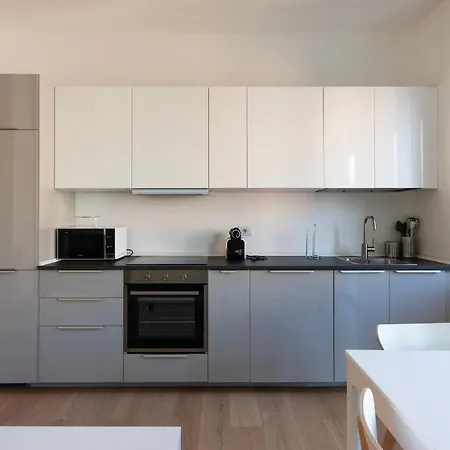 Appartement Youhosty - Del Castagno 2 Milaan