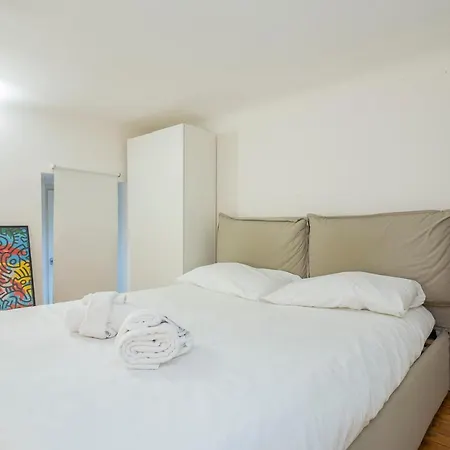 Flat In Isola De Castillia 22