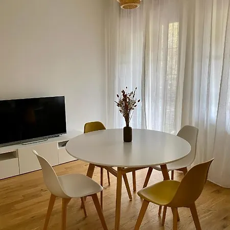 Brand New Flat Ready To Welcome You To Milan! Appartamento Milano