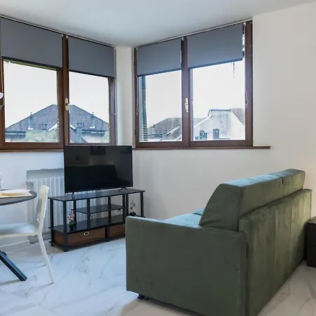 Santa Marta * Milánó