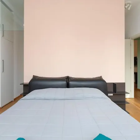 Apartamento Isola Bosco Verticale - 6 Guest