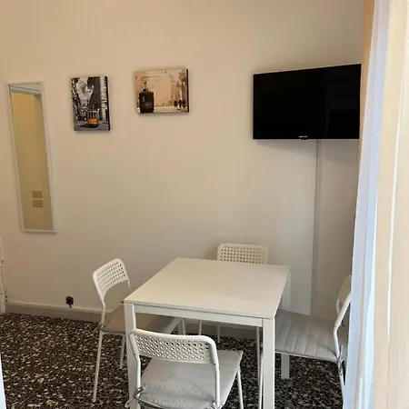 Apartment Grazioso Zona Porta Vittoria - Vicinanze Linate Milan