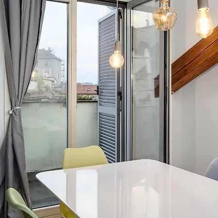 Duomo - Pt.romana - Bocconi Floor Apartment *