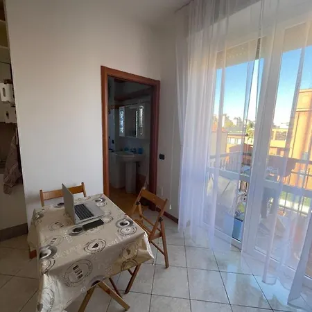 Make Yourself At Dergano - Mm3 Yellow Line *