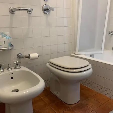 Apartment Bright - Entire - 24h Check-in Milan
