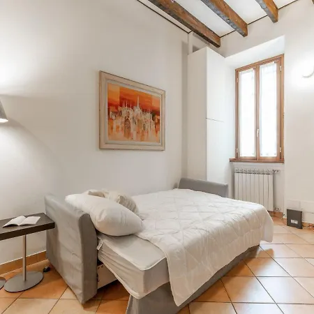 Daire The Best Rent - Bright One Bedroom In Corso Lodi Area *