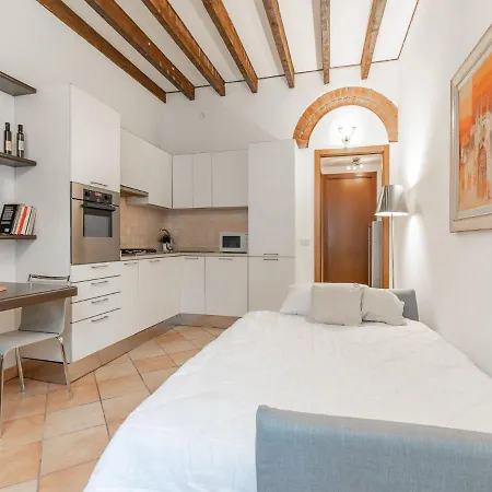 The Best Rent - Bright One Bedroom In Corso Lodi Area Mediolan