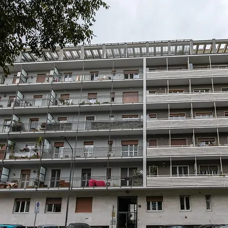 Luna Homes - In Corso Sempione * מילאנו