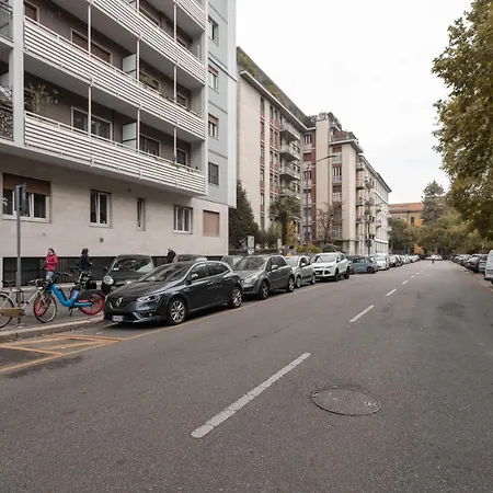 Luna Homes - In Corso Sempione Μιλάνο