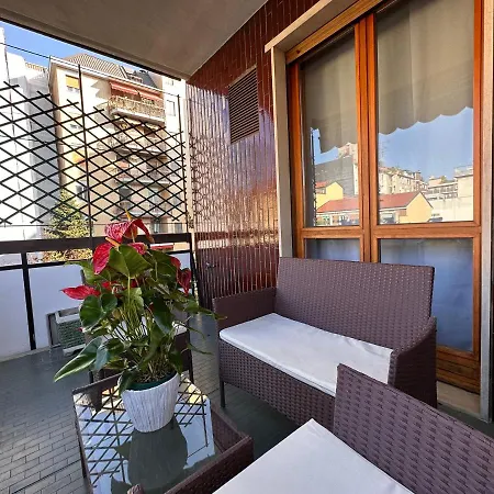 Emeraldway - Bellissimo In Zona Sempione-tre Torri Apartment *