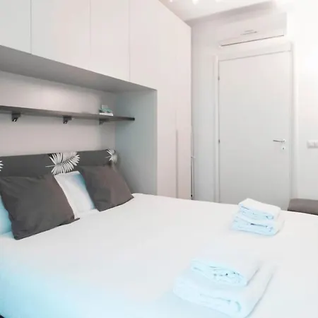 Italianway - Branda Castiglioni 2 Apartment *