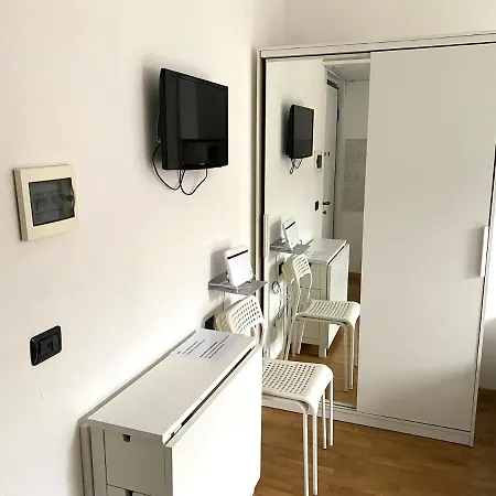 Hostmate - - Sammartini's Stay- Apartamento *